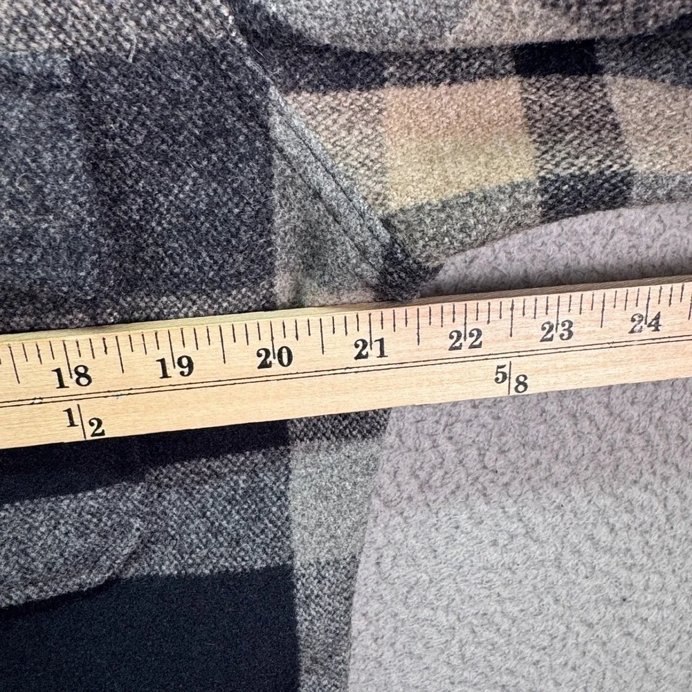 Wallace & Barnes Shacket Mens M Blue Gray Plaid Wool Blend Rugged‎ Outdoor Work